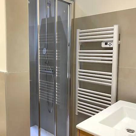 Apartment Croix Paquet - A