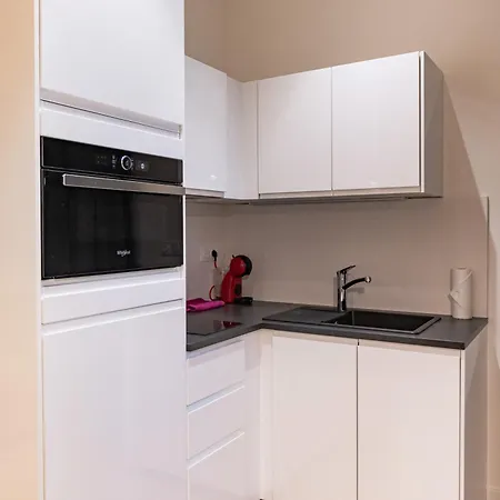Croix Paquet - A Apartment *